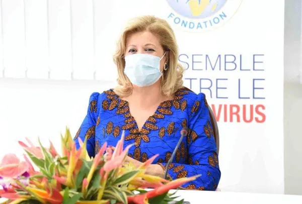 Dominique Ouattara fait des dons de plus de 130 millions aux ONG pour la lutte contre Coronavirus : en images
