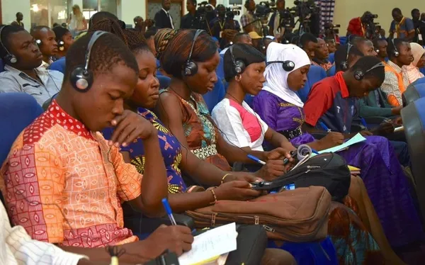 Burkina – Le programme « un étudiant, un ordinateur » lancé : 8 000 ordinateurs bientôt distribués, voici les conditions