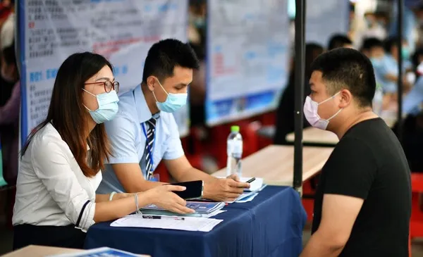 (Deux Sessions) LEAD Li Keqiang : la Chine s’engage à redoubler d’efforts pour stabiliser l’emploi – Actualités 28/05/2020