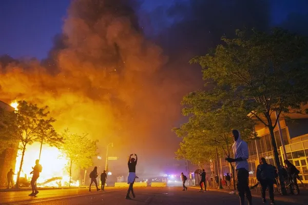 Etats-Unis : un couvre-feu imposé à Chicago