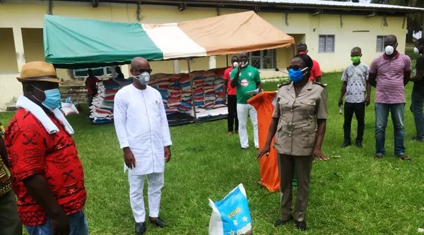 Covid-19 : La mairie de Tabou offre quinze tonnes de riz aux populations – Actualité ivoirienne 25/05/2020