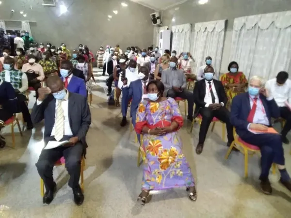 Covi-19: Aka Aouélé rend hommage aux personnels de santé de Tiassalé – Actualité ivoirienne 26/05/2020
