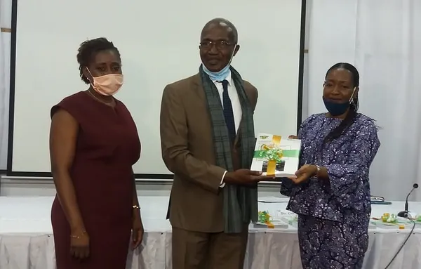 Le ministère de l’Education nationale réceptionne des scripts pédagogiques conçus par le Programme d’enseignement ciblé – Actualité ivoirienne 27/05/2020