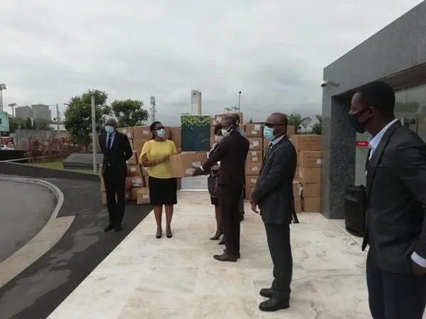 COVID-19: Un total de 1,5 million de masques remis à des structures du transport – Actualité ivoirienne 28/05/2020