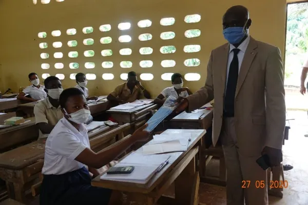 COVID-19: Une distribution gratuite de masques au Lycée moderne d’Aboisso – Actualité ivoirienne 28/05/2020
