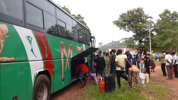 Reprise des cours : des convois organisés depuis Man pour le retour des enseignants et élèves à Abidjan