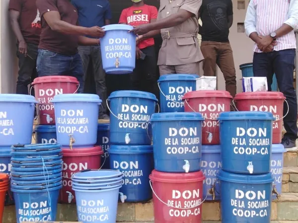 Covid-19: Une société coopérative agricole offre des produits sanitaires aux populations de Biankouma – Actualité ivoirienne 28/05/2020