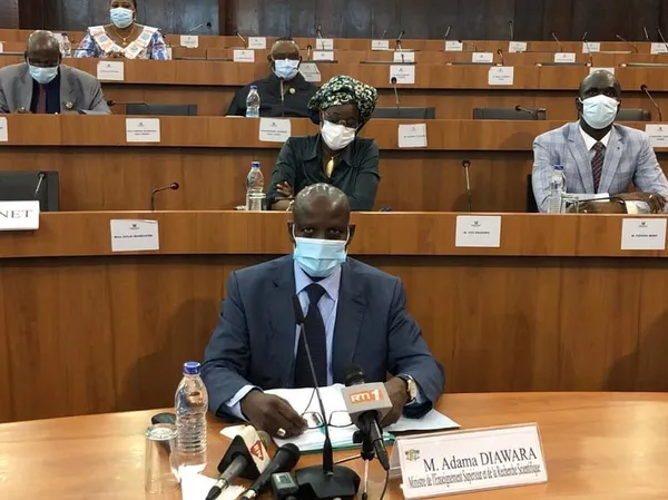 Le ministre de l’Enseignement supérieur présente le projet ”Fonsti” aux députés – Actualité ivoirienne 30/05/2020