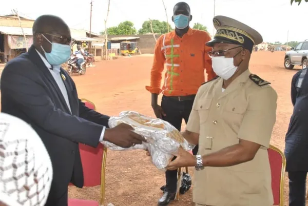 Covid-19 : Le ministère de la Solidarité dote la sous-préfecture de Kaouara de vivres et de matériel sanitaire – Actualité ivoirienne 31/05/2020
