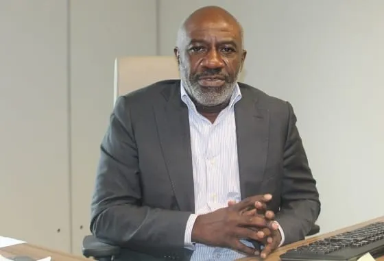 Qui est Roger Adom le nouveau ministre ivoirien de la modernisation de l’administration ?