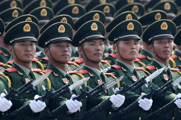 Xi Jinping souligne l’importance d’améliorer la gestion stratégique des forces armées – Actualités 18/06/2020