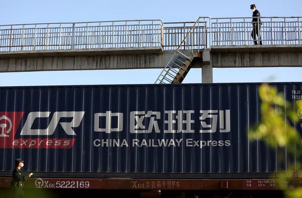 Chine : Wuhan commence à mobiliser des trains de fret Chine-Europe pour le transport des colis internationaux – Actualités 22/06/2020
