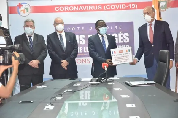 Covid 19 : don de 400.000 masques chirurgicaux supplémentaires du groupe Bouygues et SCDM – Actualité ivoirienne 03/06/2020