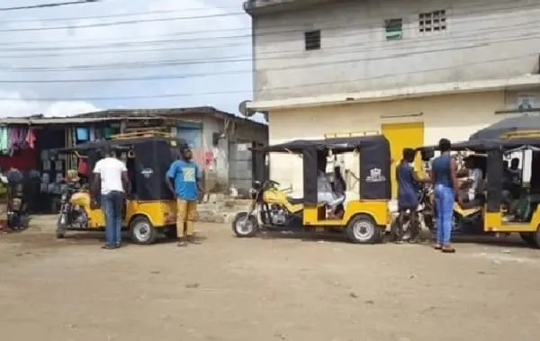 Des jeunes investissent dans le transport par les “taxis-motos” à Abobo – Actualité ivoirienne 03/06/2020