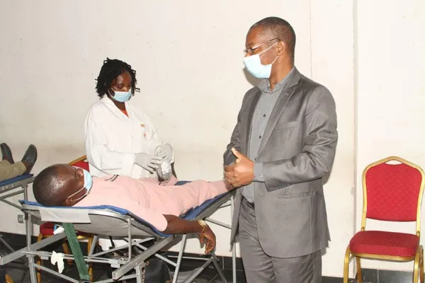 Covid-19 : les agents de la mairie de Yopougon initient une opération don de sang – Actualité ivoirienne 06/06/2020