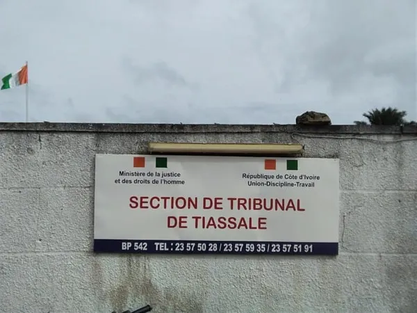 Tiassalé : 4 porteurs de cercueil prennent 12 mois de prison