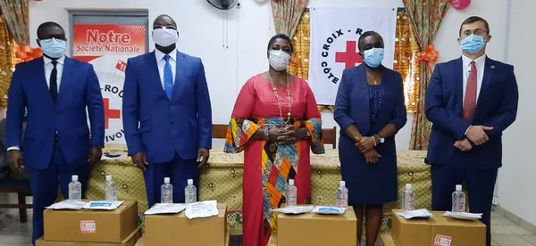Des dizaines de milliers de cache-nez offerts aux structures sanitaires – Actualité ivoirienne 23/06/2020