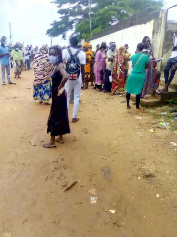 Forte mobilisation des populations d’Agbékoi au centre d’enrôlement local de la CNI – Actualité ivoirienne 25/06/2020