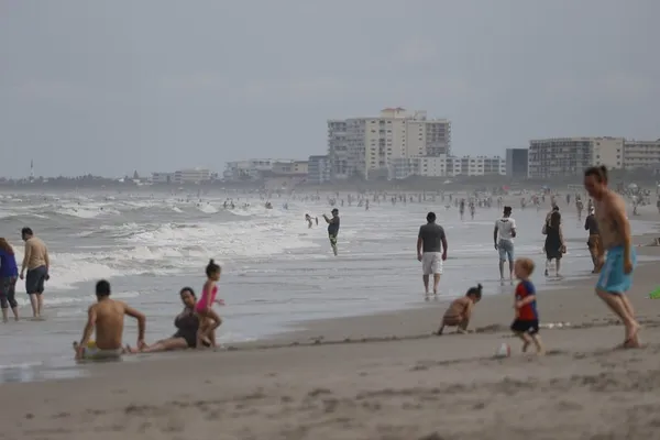 Etats-Unis : la Floride enregistre 6.500 nouveaux cas de COVID-19 – Actualités 01/07/2020