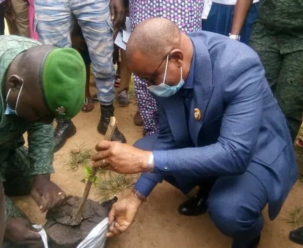 Planting d’arbres au lycée moderne de Bonon – Actualité ivoirienne 03/07/2020