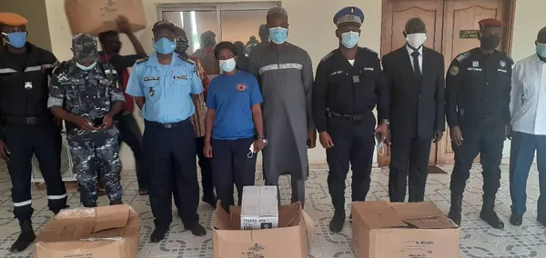 8000 cache-nez offerts aux religieux, aux forces de l’ordre et à la prison civile d’Abengourou – Actualité ivoirienne 07/07/2020