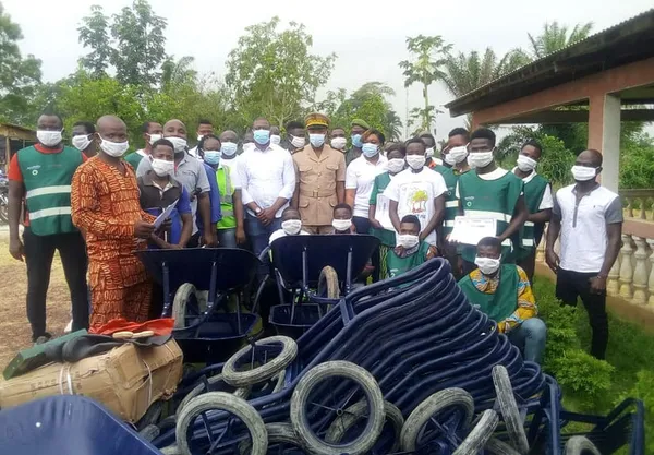 Des sylviculteurs reçoivent du matériel pour des activités de reboisement à Gabiadji – Actualité ivoirienne 11/07/2020