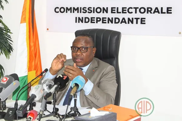 Présidentielle en Côte d’Ivoire : dépôt des dossiers des candidatures du 16 juillet au 31 août