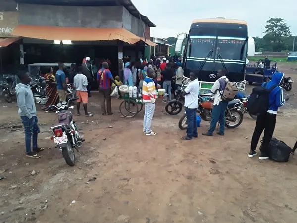 Reprise des départs sur Abidjan à Odienné après la levée de la mesure d’isolement (Reportage) – Actualité ivoirienne 16/07/2020
