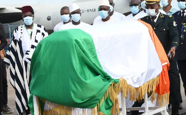 L’Agneby Tiassa rend hommage au Premier ministre feu Amadou Gon Coulibaly avec un don de 20 millions de FCFA – Actualité ivoirienne 16/07/2020