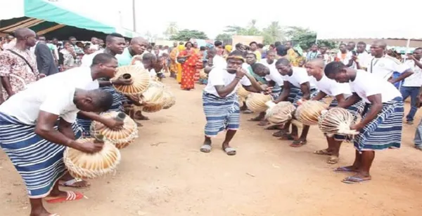 Hommage des régions à Gon Coulibaly: le Grand Centre rappelle l’alliance entre les Sėnoufo et les Baoulé – Actualité ivoirienne 16/07/2020