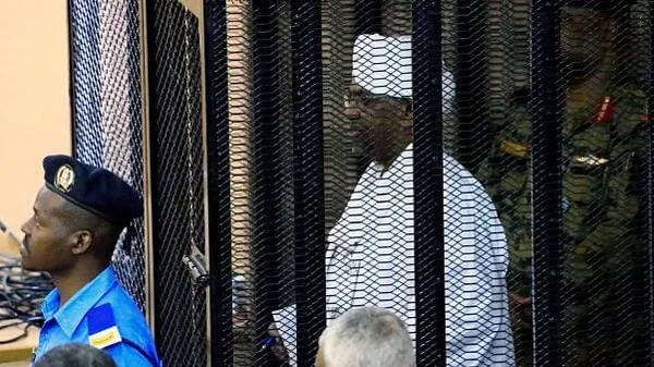 Soudan : le procès d’Omar el-Béchir s’ouvre à Khartoum