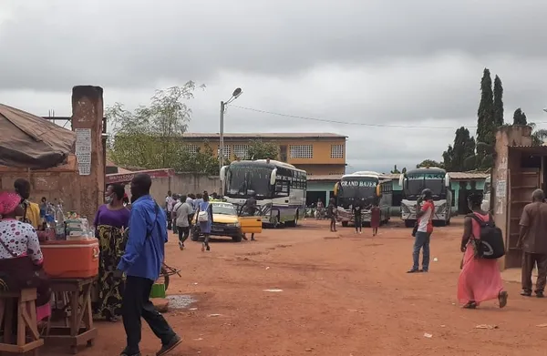 Anarchie dans les coûts de transport et dans l’application des mesures barrières du Covid-19 à Gagnoa – Actualité ivoirienne 22/07/2020