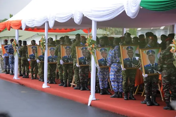 La Côte d’Ivoire rend hommage aux militaires tués à Kafolo