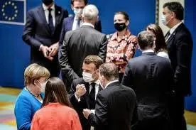 Sommet européen, les négociations reprennent pour un plan de relance