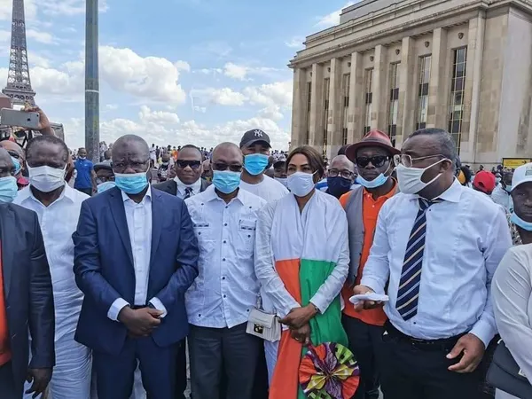 Affoussiata Bamba à Ouattara depuis Paris : « l’heure des discours est finie, nous allons libérer notre pays »