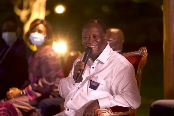 Ouattara évacué à la Pisam ? : voici la vidéo qui montre que ADO va bien