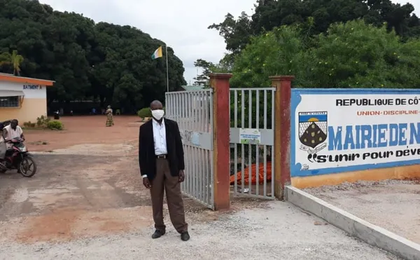 COVID-19 : Le port du cache-nez exigé aux usagers de la mairie de Niakara – Actualité ivoirienne 03/08/2020