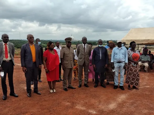 Un site de recasement octroyé aux petits commerçants de la route nationale A 3 de Yamoussoukro – Actualité ivoirienne 11/08/2020