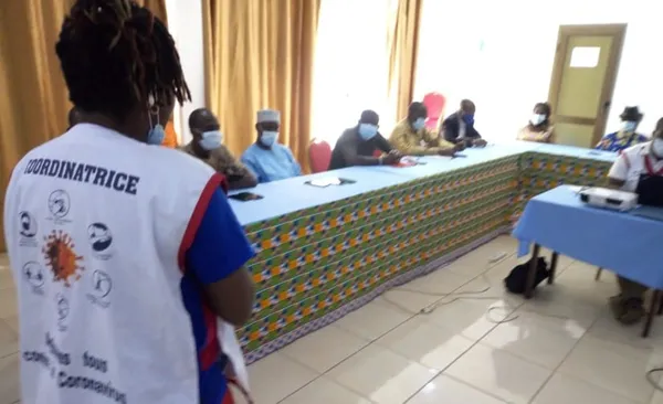 Covid-19 : L’AIMAS instruit les leaders d’opinion de Dabou sur les mesures barrières – Actualité ivoirienne 12/08/2020