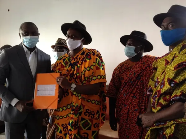 Election à la FIF: Sory Diabaté en visite aux chefs de villages de Songon