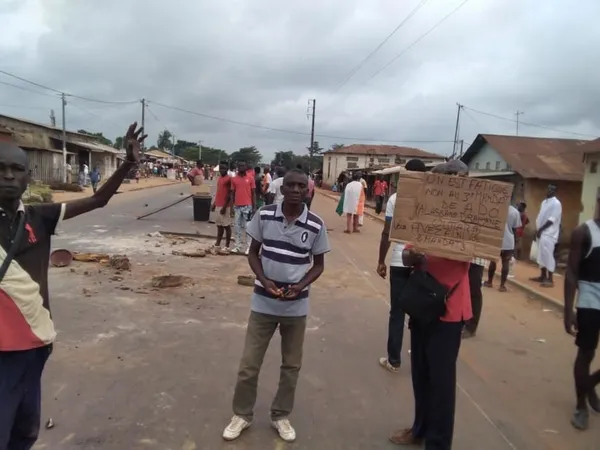 Tiassalé: Femmes et jeunes de l’opposition dans la rue à N’douci