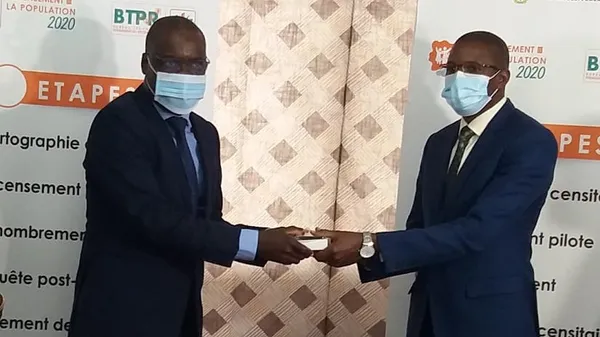 RGPH 2020 : l’UNFPA remet des tablettes pour le dénombrement