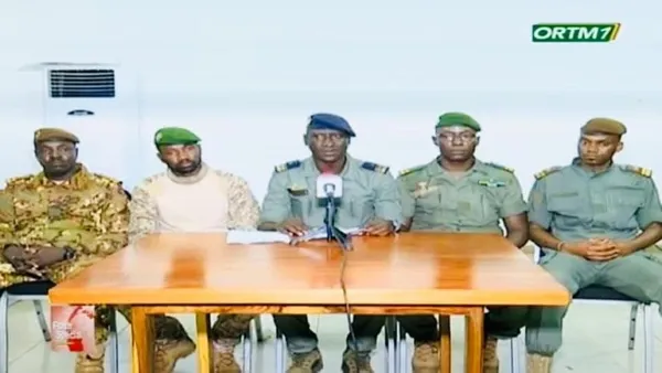 Mali : qui sont Ismaël Wague, Malick Diaw et Sadio Camara, officiers de l’armée cerveaux du putsch ?
