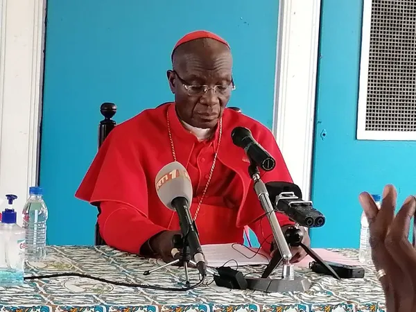 Affaire bénédiction des couples de même sexe : le cardinal Kutwâ, archevêque d’Abidjan, se dresse contre le Vatican ? ses recommandations aux prêtres