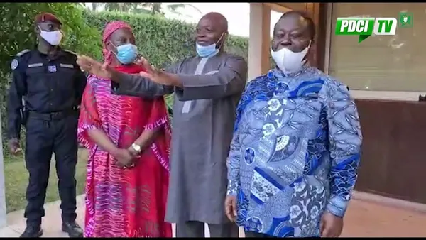 Bédié à Ouattara : « c’est parce que vous avez peur que vous envoyez des chars de guerre contre des femmes »