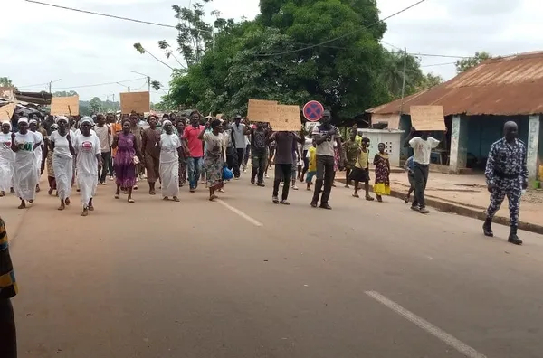 M’Bahiakro : une marche contre Ouattara sans heurt