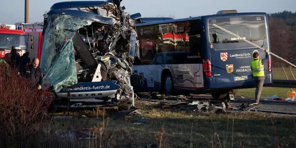 Accident de bus en Chine : une collision fait 2 morts et 16 blessés