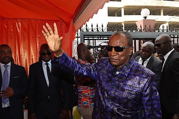 Alpha Condé candidat à un 3ème mandat en Guinée