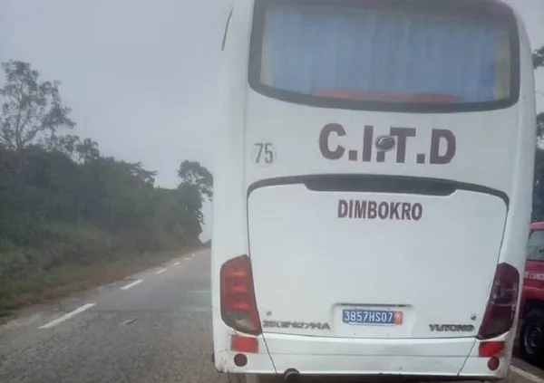 Dimbokro : une attaque à main armée d’un car fait 5 blessés