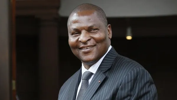 Faustin Touadera se déclare candidat à la présidentielle en Centrafrique